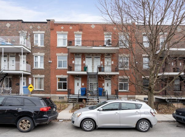 390 Rue Egan, Montréal, Quebec H4H1W3