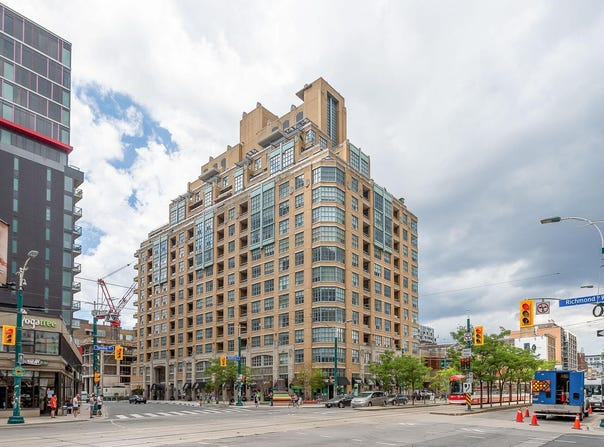 438 Richmond St W, Toronto, Ontario M5V 1Y1