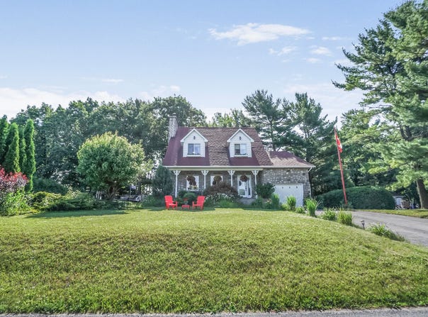 1440 Rue Ste-Thérèse, Saint-Jean-sur-Richelieu, QC J2W2H2, CA, Saint-Jean-sur-Richelieu, Quebec J2W2H2