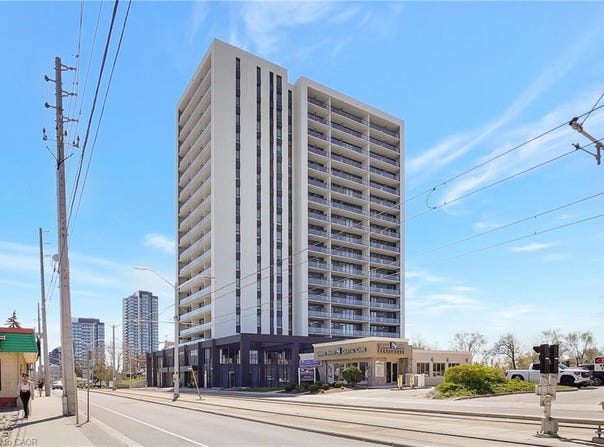 741 King Street W 1613, Waterloo, ON, Kitchener, Ontario N2G-0E9