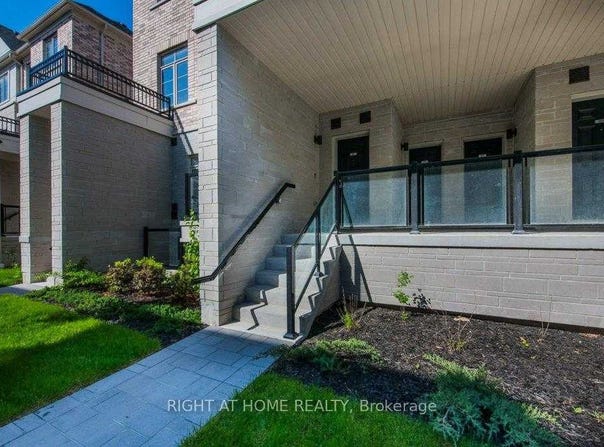 908 - 1655 Palmers Saw Mill Road, Pickering, Ontario L1X0R3