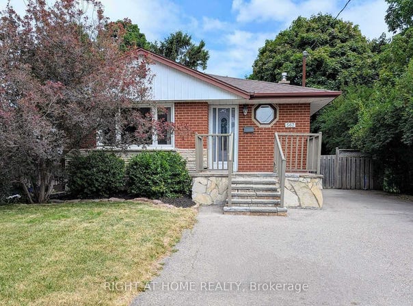 567 Coleridge Street, Oshawa, Ontario L1H6S7