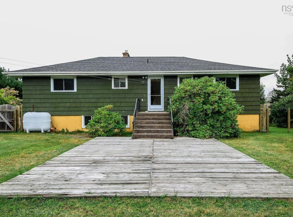 3981 Prospect Road, Shad Bay, Nova Scotia B3T 2B8