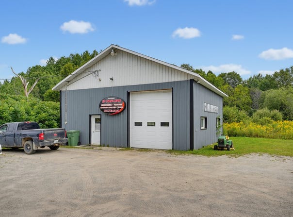 56 Route 309 N., Notre-Dame-du-Laus, Quebec J0X2M0