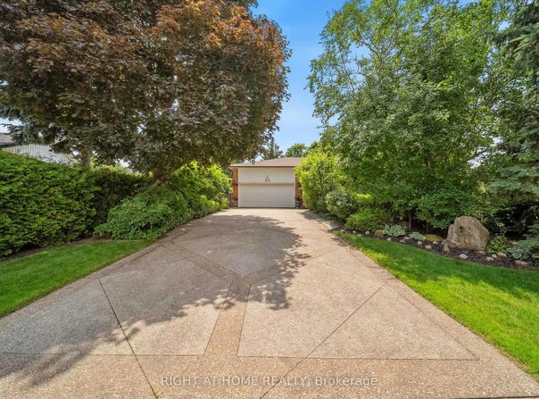18 Claypine Trail, Brampton, Ontario L6V3L9