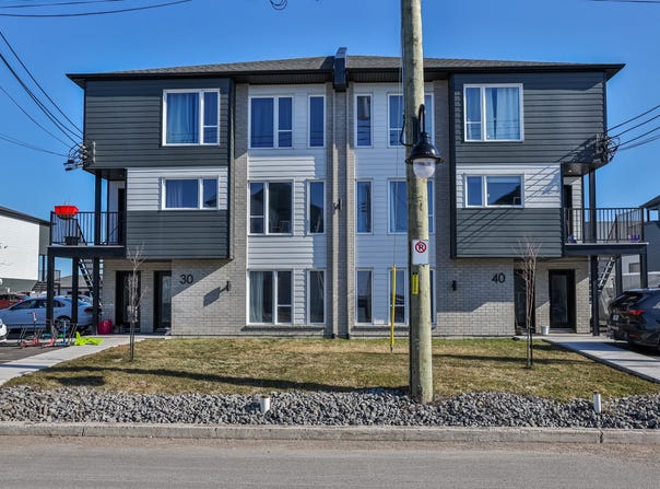 40A-40H Rg de la Côte-St-Louis, Saint-Esprit, QC J0K2L0, CA, Saint-Esprit, Quebec J0K2L0