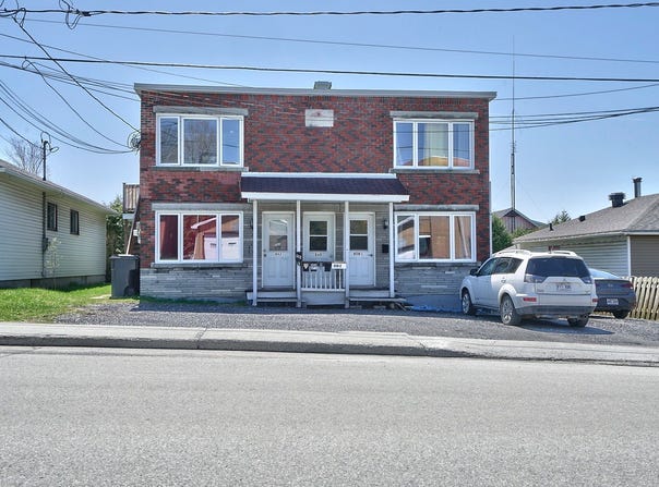 856-862 Rue de la Ste-Famille, Fleurimont, QC J1E1T7, CA, Fleurimont, Quebec J1E1T7