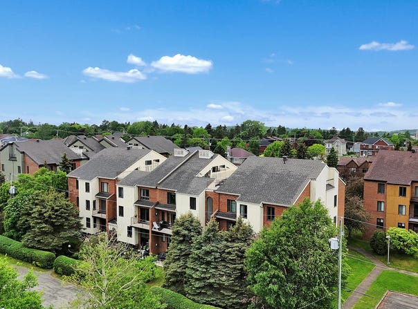 320 Rue du Bosquet, Rimouski, QC G5L8P2, CA, Rimouski, Quebec G5L8P2