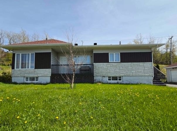 285 Av. D'Amours, Matane, Quebec G4W2X8