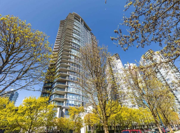 583 Beach Crescent, Vancouver, British Columbia V6Z3E6