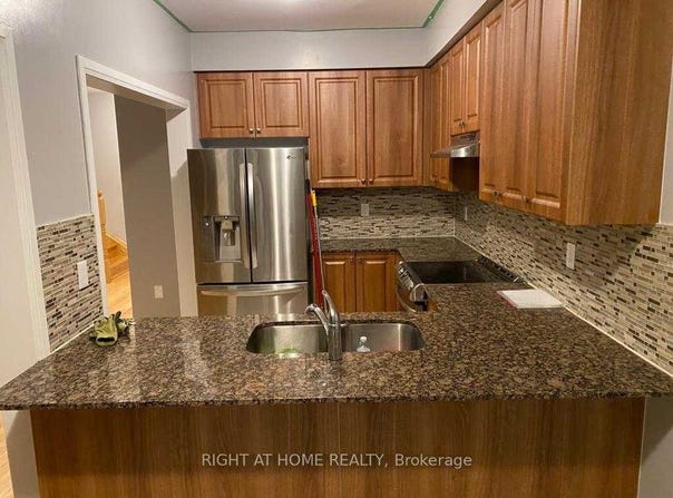 80 Leeson Street, East Luther Grand Valley, Ontario L0N1G0