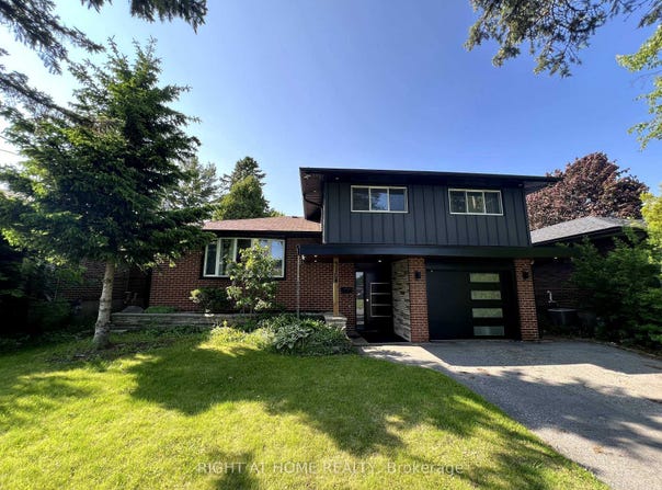 310 Admiral Road, Oshawa, Ontario L1J3A5