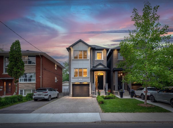81B Seventeenth St, Toronto, Ontario M8V