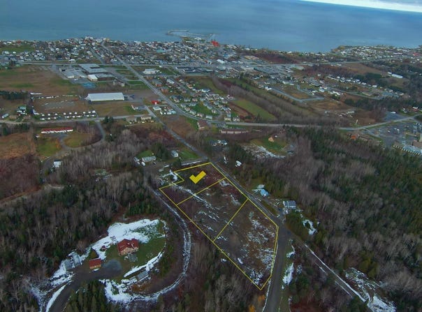 Route Bélonie-Lévesque, Sainte-Anne-des-Monts, Quebec G4V2L8