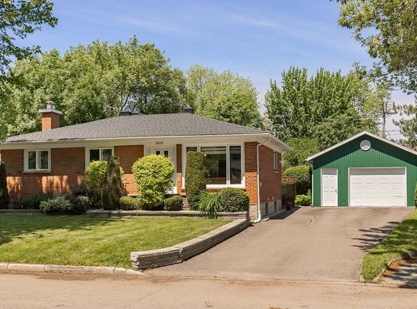2615 Rue Quesnel, Les Rivières, QC G1P3G4, CA, Les Rivières, Quebec G1P3G4
