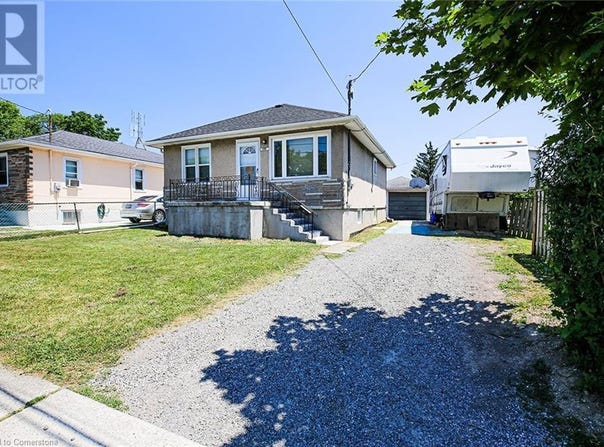 118 MORTON Street, Thorold, Ontario L2V1C5