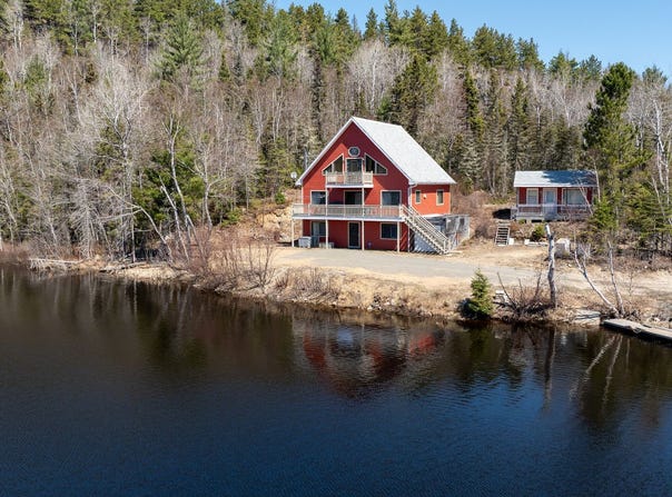 289-291 Rue de Port-aux-Quilles, Saint-Siméon, QC G0T1X0, CA, Saint-Siméon, Quebec G0T1X0