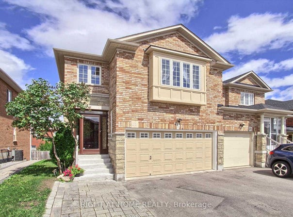 23 Maffey Crescent E, Richmond Hill, Ontario L4S0A7