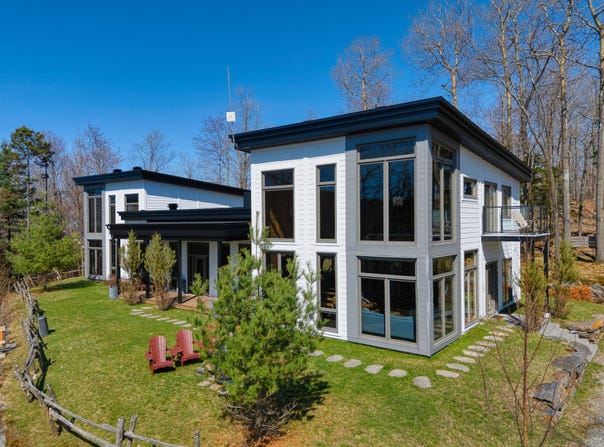 155 Ch. Gingras, Sainte-Catherine-de-Hatley, Quebec J0B 1W0