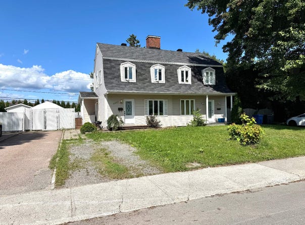 2852 Rue Vaudreuil, Jonquière, QC G7S1X2, CA, Jonquière, Quebec G7S1X2