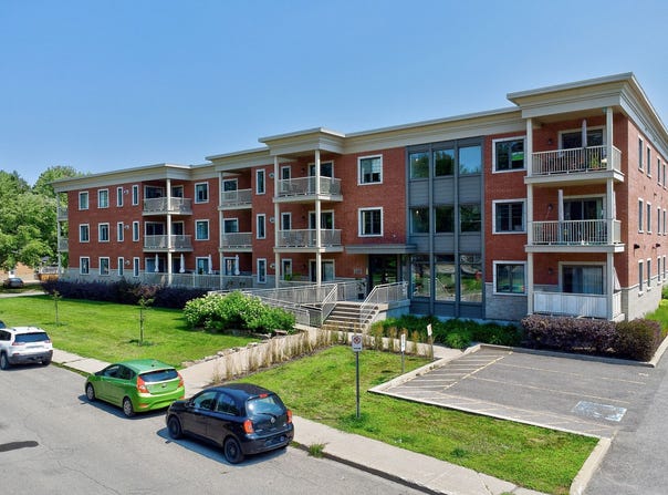 150 Rue St-Étienne, LAssomption, QC J5W1W5, CA, L'Assomption, Quebec J5W1W5