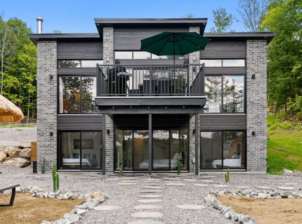 24 Ch. du Boisé, Val-des-Monts, QC J8N2T1, CA, Val-des-Monts, Quebec J8N2T1