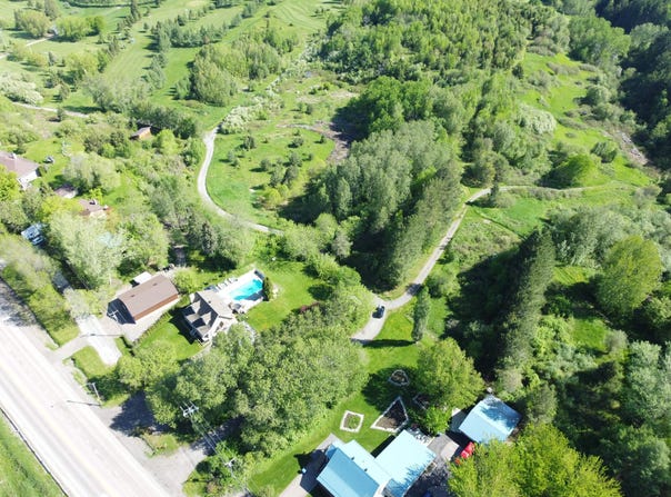 Boul. St-Jean-Baptiste, Chicoutimi, QC G7H7V8, CA, Chicoutimi, Quebec G7H7V8