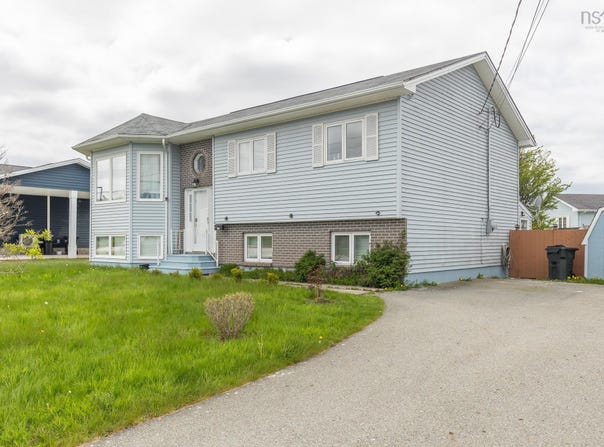486 Brunswick Street, Yarmouth, Nova Scotia B5A 4S1