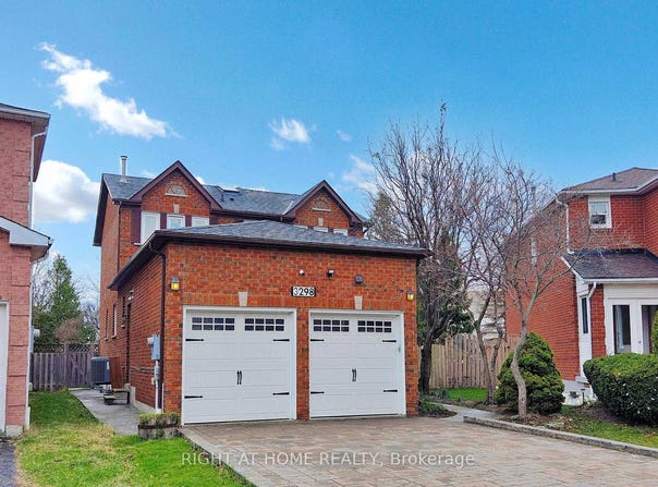 3298 Pilcom Crescent, Mississauga, Ontario L5B3X4