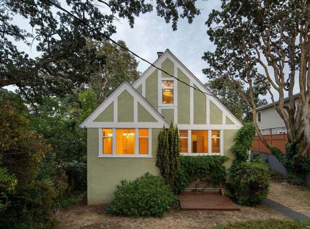1959 Hampshire Rd, Oak Bay, British Columbia V8R5T9