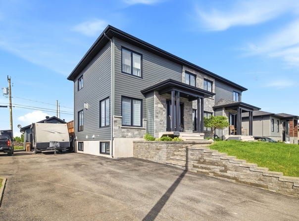 3296 Rue des Coquelicots, Jonquière, Quebec G7S0J8