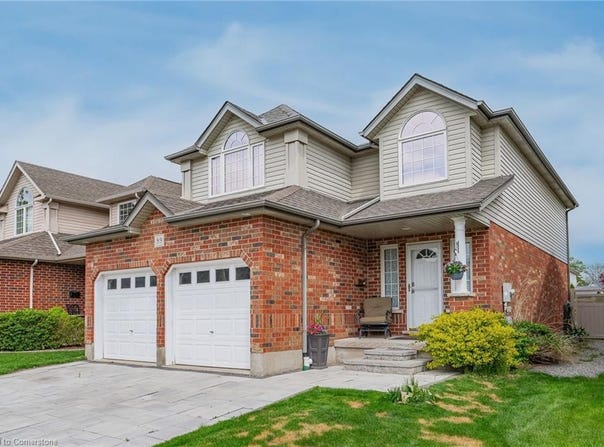 89 Winifred Street, Kitchener, Ontario N2P 2M7