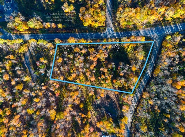 Ch. de la Vallée-à-Josaphat, Saint-Aimé-du-Lac-des-Îles, Quebec J0W1J0