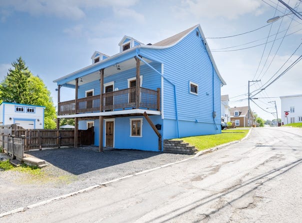 11 Rue Caron, Desjardins, QC G6V3E4, CA, Desjardins, Quebec G6V3E4