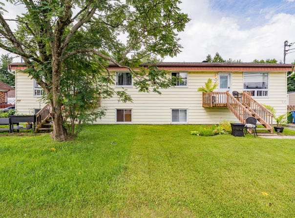 110-112 Rue des Feux-Follets, Beauport, QC G1B1K9, CA, Beauport, Quebec G1B1K9