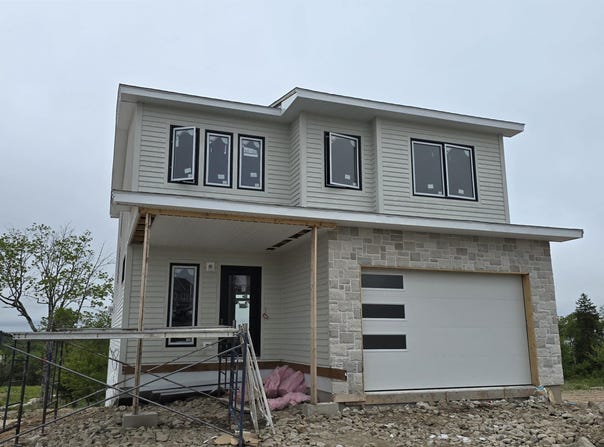 117 Brunello Boulevard, Timberlea, Nova Scotia B3T 0J6
