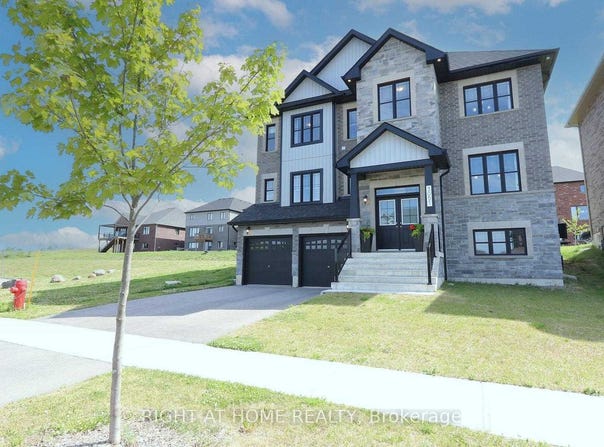 3051 Sierra Drive, Orillia, Ontario L3V8M8