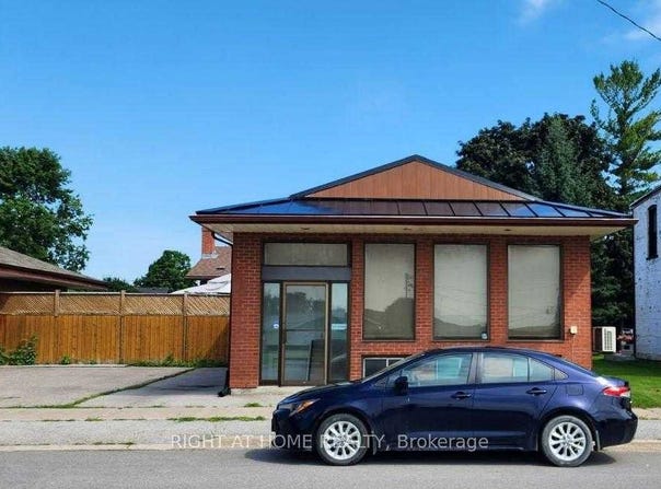 76 King Street, Kawartha Lakes, Ontario K0M2T0