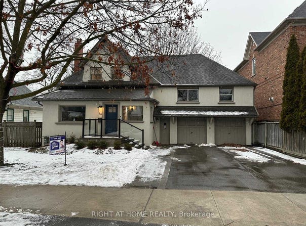 56 Thirty Third Street, Toronto, Ontario M8W3H3