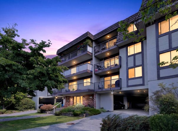 252 W 2nd Street 307, North Vancouver, British Columbia V7M 1C8