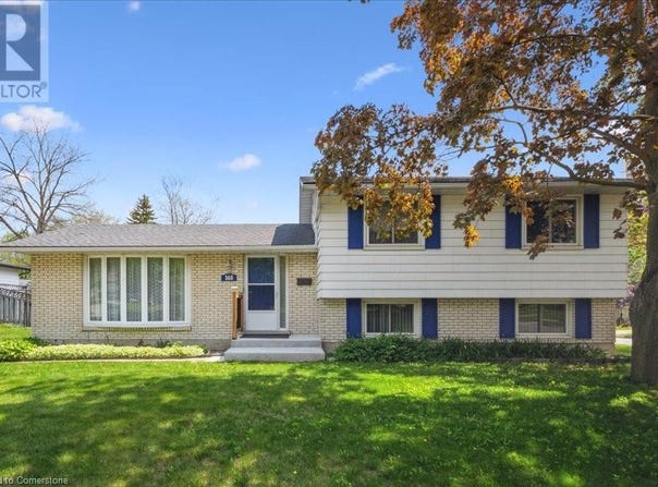 148 PEPPERWOOD Crescent, Kitchener, Ontario N2A2R3