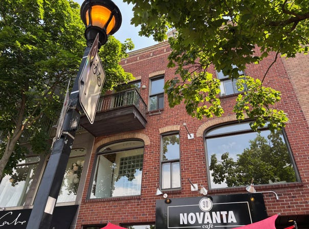 88 Av. Laurier O., Le Plateau-Mont-Royal, QC H2T2N4, CA, Le Plateau-Mont-Royal, Quebec H2T2N4