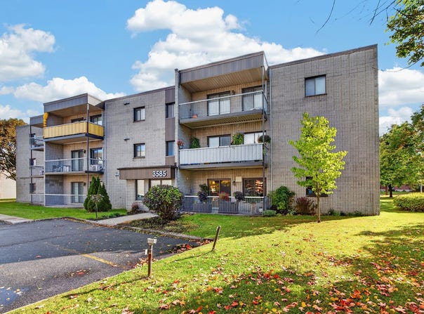 3585 Ch. Ste-Foy, Sainte-Foy/Sillery/Cap-Rouge, Quebec G1X1T1