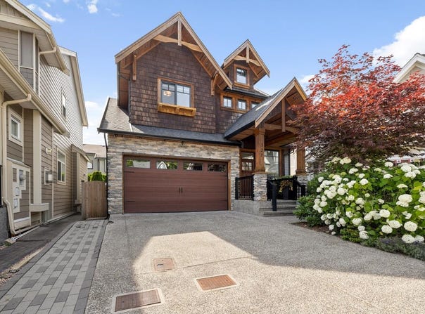 327 171a Street, Surrey, British Columbia V3Z 9P5
