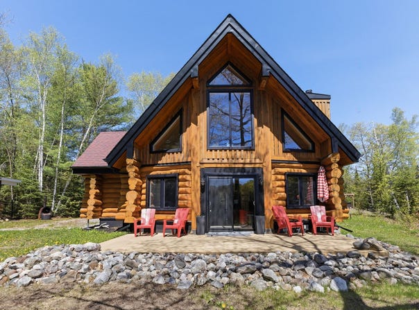 230 Ch. Simon, Low, Quebec J0X1S0