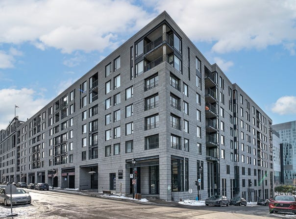 329 Rue Notre-Dame E. 130, Montréal (Ville-Marie), Quebec H2Y 3Z2