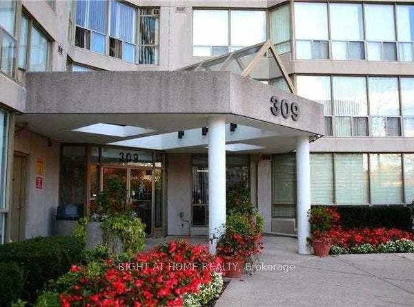 923 - 309 Major Mackenzie Drive E, Richmond Hill, Ontario L4C9V5
