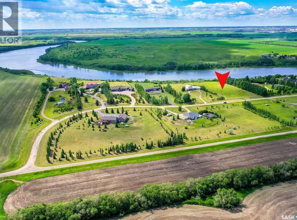 48 Rivers Edge, South Saskatchewan River, Saskatchewan S7K3J9