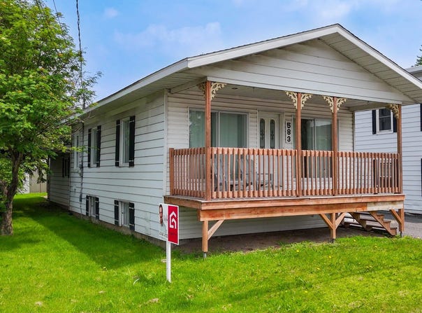 583 Rue Principale, Sainte-Hélène-de-Bagot, QC J0H1M0, CA, Sainte-Hélène-de-Bagot, Quebec J0H1M0