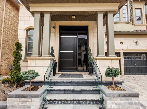 3124 Daniel Way, Oakville, Ontario L6H0V1